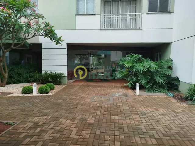 Apartamento com 88m² 3 quartos e 2 banheiros, para alugar, no bairro Aurora em Londrina