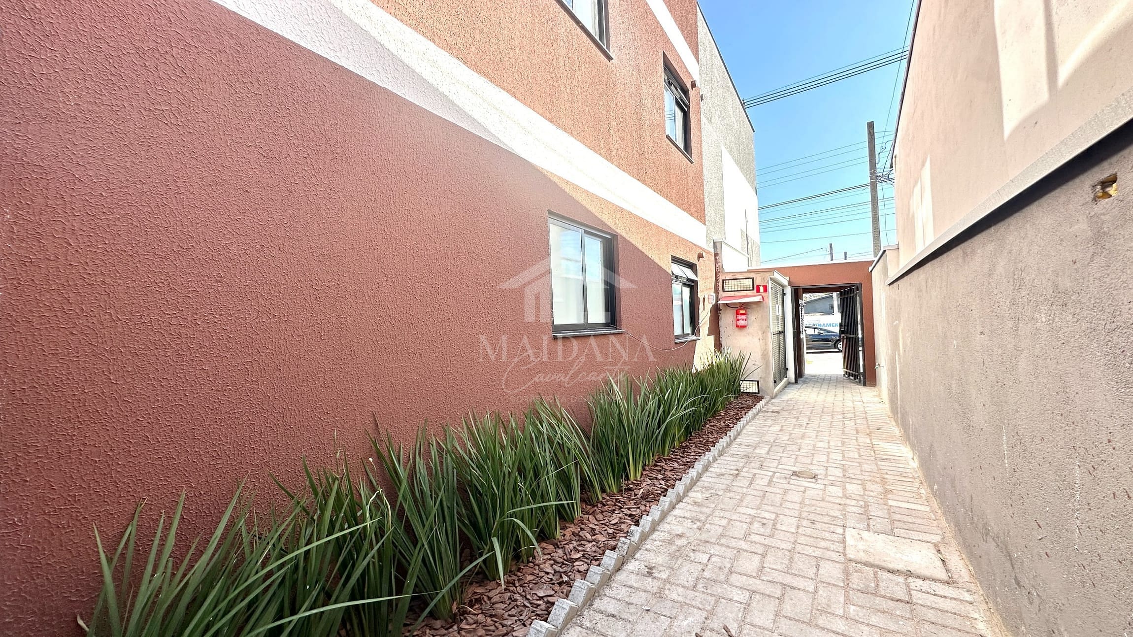 Apartamento à venda com 3 quartos, 61m² - Foto 2