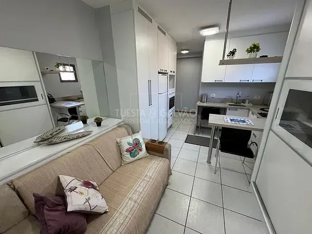Apartamento com 33m², à venda, no bairro Centro em Curitiba