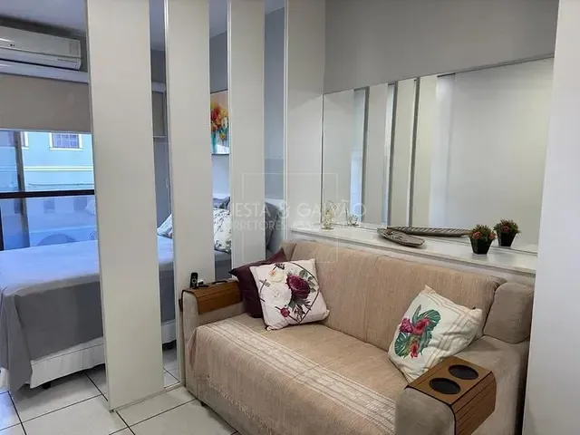 Apartamento com 33m², à venda, no bairro Centro em Curitiba