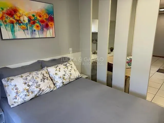 Apartamento com 33m², à venda, no bairro Centro em Curitiba