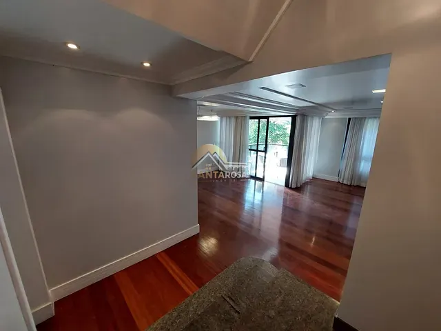 Apartamento 3 quartos e 5 banheiros, à venda, no bairro Itaigara em Salvador