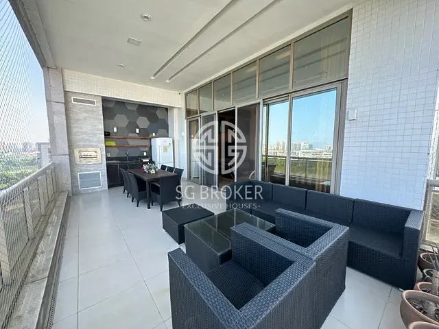 Apartamento com 367m² 4 quartos e 6 banheiros, à venda ou para alugar, no bairro Barra da Tijuca em Rio de Janeiro