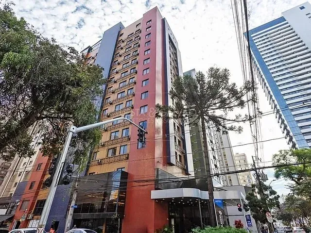 Apartamento com 37m² 1 quarto e 1 banheiro, à venda, no bairro Centro em Curitiba