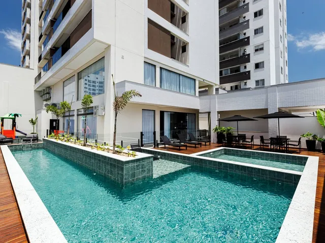 Apartamento 2 quartos e 2 banheiros, à venda, no bairro São João em Itajaí