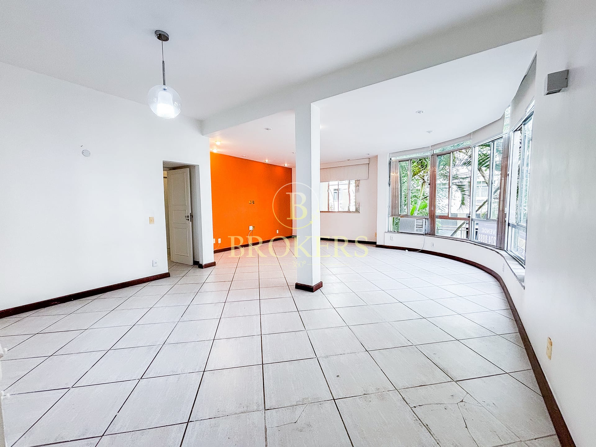 Apartamento padrão à Venda no Bairro Peixoto, Copacabana 