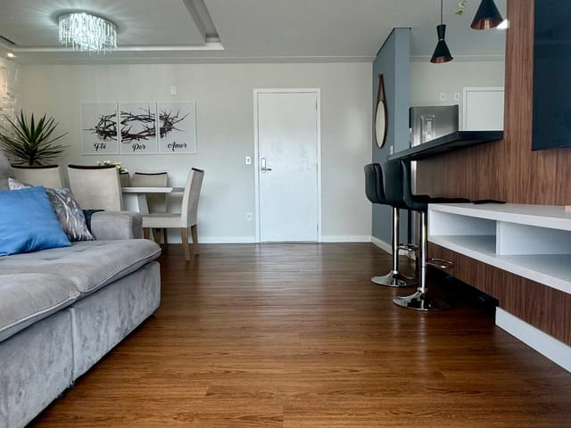 Apartamento 4 quartos e 3 banheiros, à venda, no bairro Jardim Marica em Mogi das Cruzes