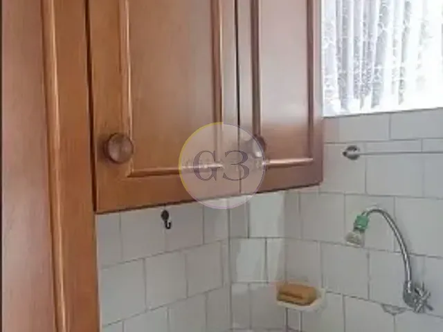 Apartamento 2 quartos e 1 banheiro, à venda ou para alugar, no bairro Centro em Pelotas