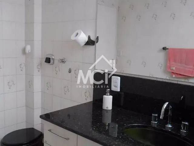 Apartamento com 177m² 3 quartos e 3 banheiros, à venda, no bairro Centro em Pelotas