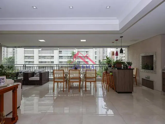 Apartamento 3 quartos e 4 banheiros, à venda, no bairro Vila Suzana em São Paulo