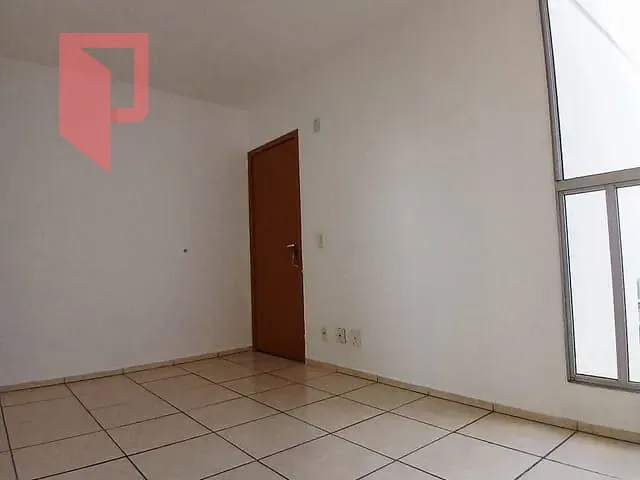 Apartamento 2 quartos e 1 banheiro, à venda, no bairro Califórnia em Belo Horizonte