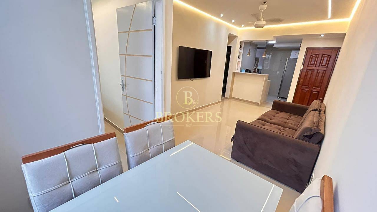 Excelente oportunidade em Copacabana, Rio de Janeiro! Apartamento 2 quartos, suíte, reformadissimo, 1 vaga de garagem.