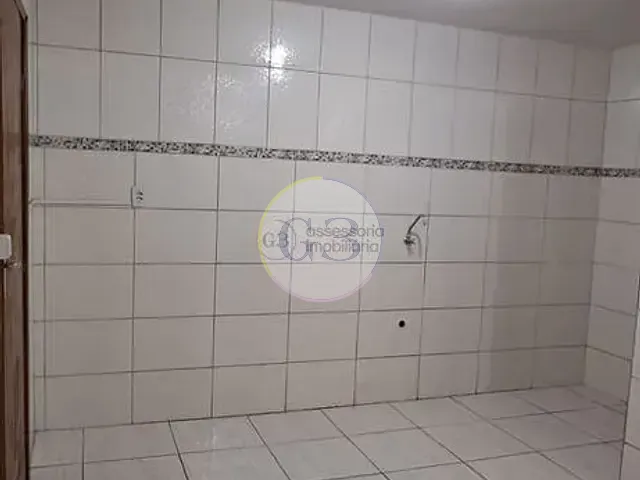 Apartamento 3 quartos e 2 banheiros, para alugar, no bairro Três Vendas em Pelotas
