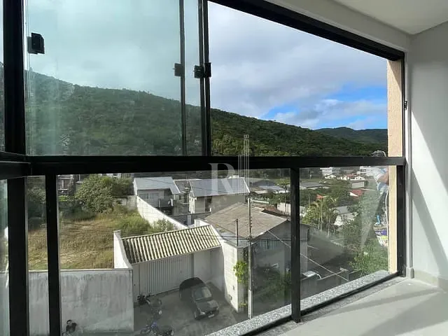 Apartamento 2 quartos e 2 banheiros, à venda, no bairro Vila Nova em Porto Belo