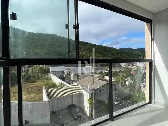 Apartamento 2 quartos e 2 banheiros, à venda, no bairro Vila Nova em Porto Belo