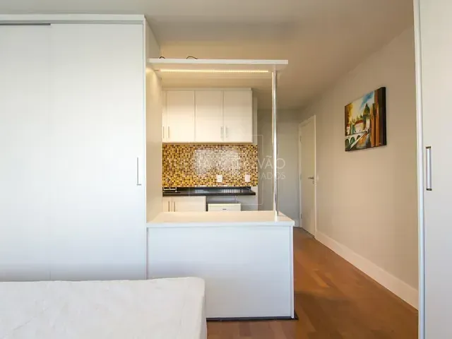 Apartamento com 30m², para alugar, no bairro Centro Cívico em Curitiba