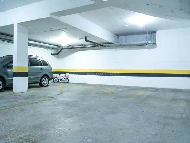 Apartamento com 30m², para alugar, no bairro Centro Cívico em Curitiba