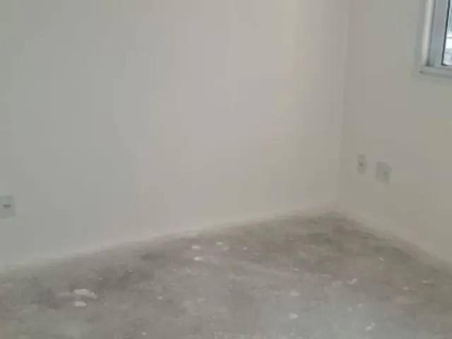 Apartamento 2 quartos e 2 banheiros, à venda, no bairro Vila Pires em Santo André