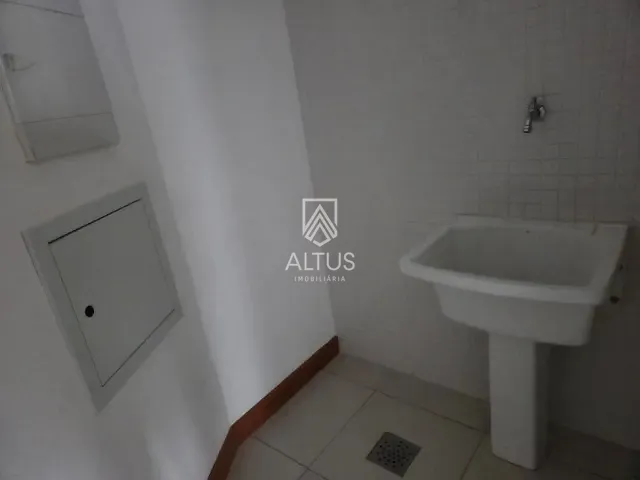 Apartamento 1 quarto e 1 banheiro, à venda, no bairro Caminho das Árvores em Salvador