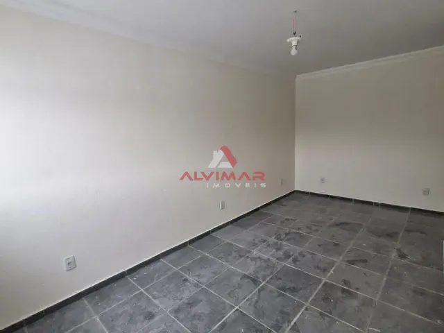 Apartamento 2 quartos e 1 banheiro, para alugar, no bairro São Luiz em Volta Redonda