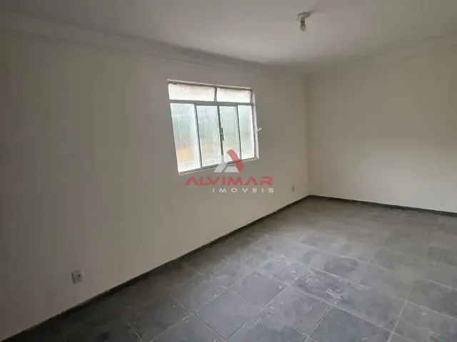 Apartamento 2 quartos e 1 banheiro, para alugar, no bairro São Luiz em Volta Redonda