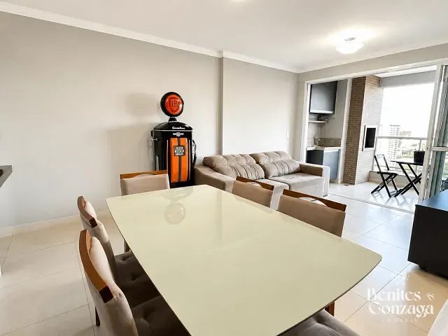 Apartamento com 157m² 3 quartos e 2 banheiros, à venda, no bairro Vila Marumby em Maringá