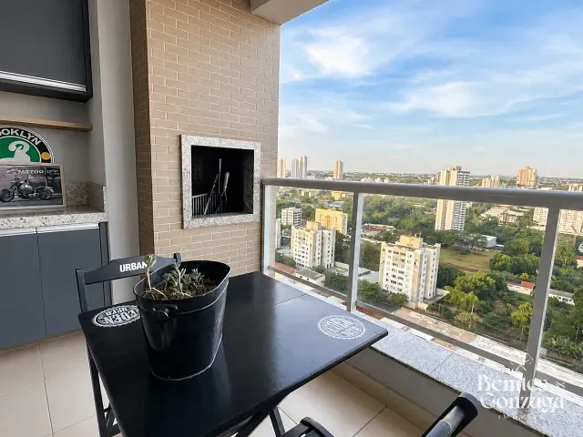 Apartamento com 157m² 3 quartos e 2 banheiros, à venda, no bairro Vila Marumby em Maringá