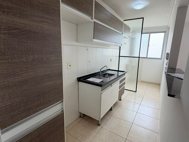 Apartamento 2 quartos e 1 banheiro, para alugar, no bairro Loteamento Mogilar em Mogi das Cruzes