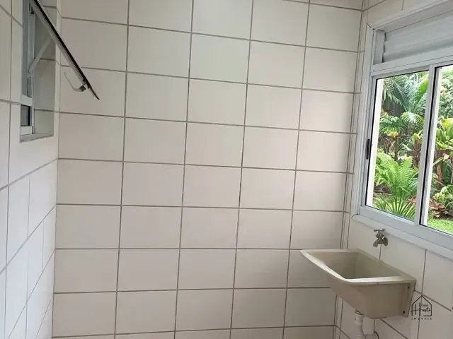 Apartamento 2 quartos e 1 banheiro, à venda, no bairro Jardim Arco-Íris em Cotia