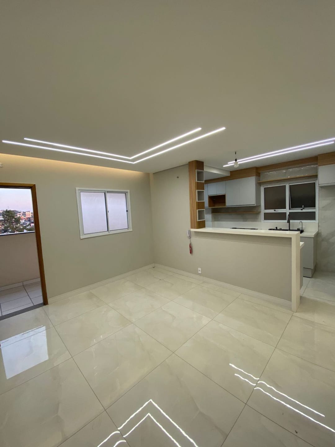 APARTAMENTO REFORMADO EM EMBU DAS ARTES