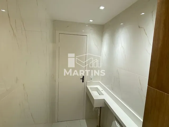 Apartamento 2 quartos e 1 banheiro, à venda, no bairro Parque das Chácaras em Embu das Artes