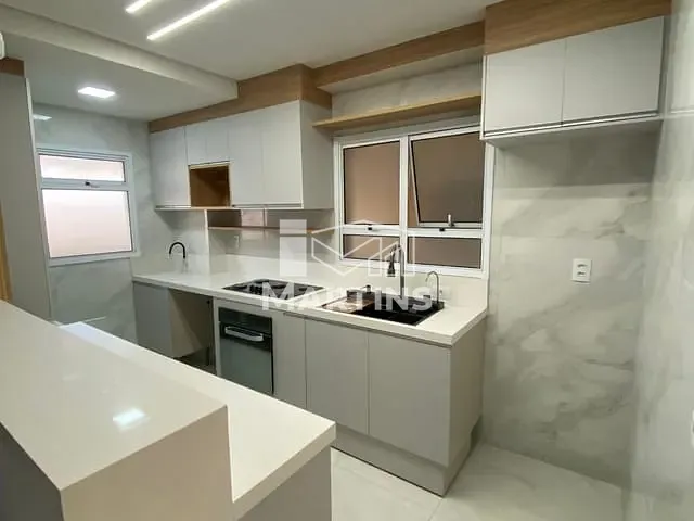 Apartamento 2 quartos e 1 banheiro, à venda, no bairro Parque das Chácaras em Embu das Artes