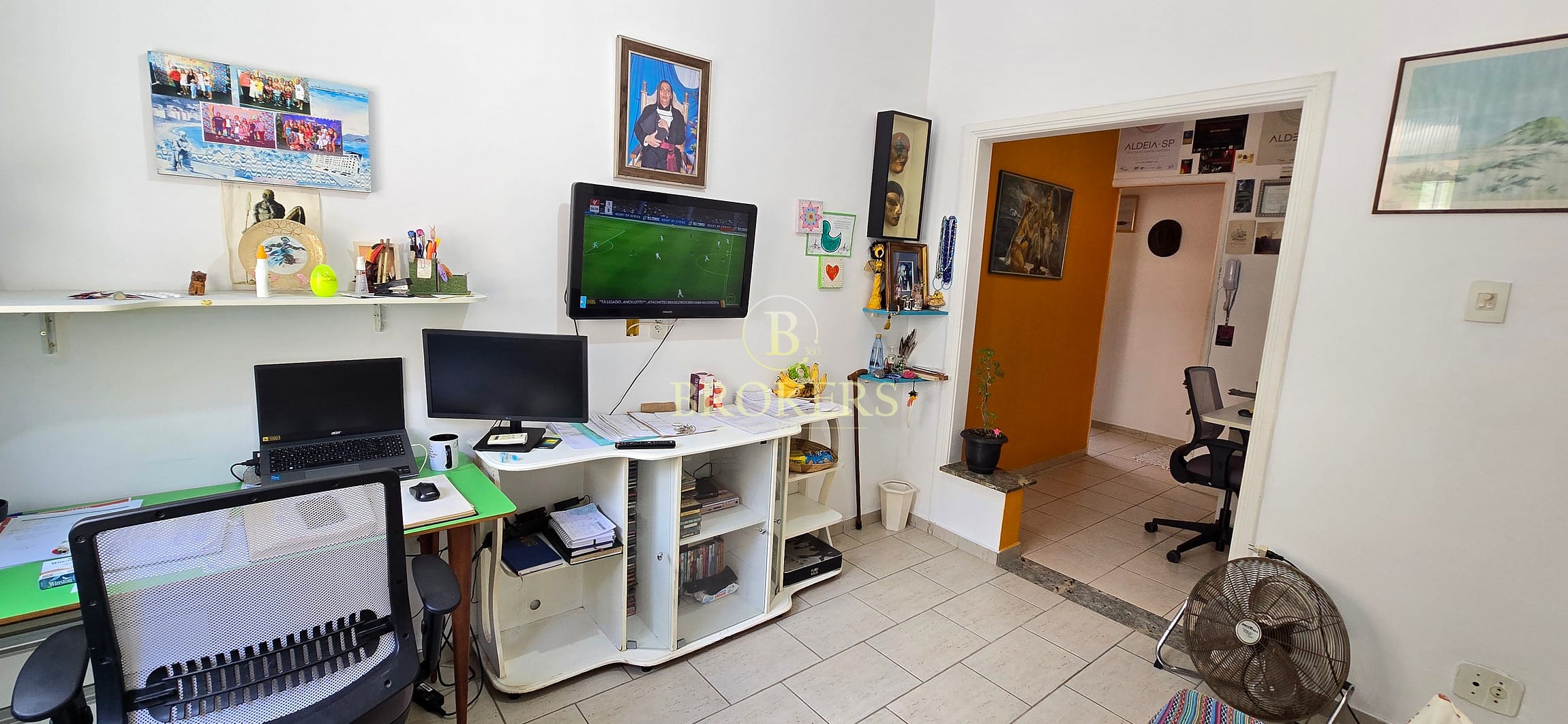 Apartamento Quarto e Sala  à Venda, Rua Joaquim Silva, Centro, a 650 metros do Metrõ Glória