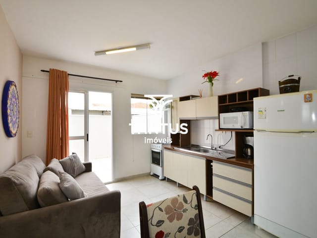 Apartamento 1 quarto e 1 banheiro, à venda, no bairro Campo Comprido em Curitiba