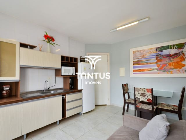 Apartamento 1 quarto e 1 banheiro, à venda, no bairro Campo Comprido em Curitiba