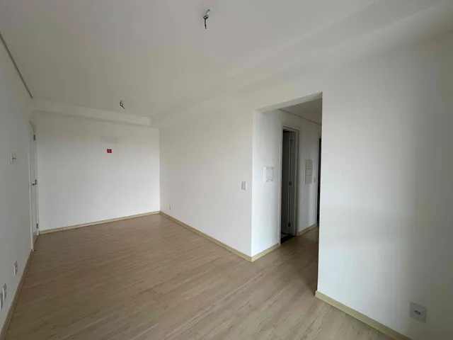 Apartamento com 121m² 3 quartos e 2 banheiros, à venda, no bairro Parque Jamaica em Londrina