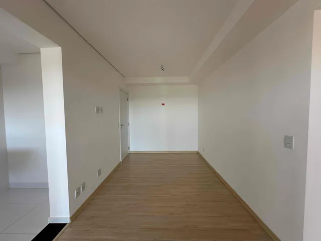 Apartamento com 121m² 3 quartos e 2 banheiros, à venda, no bairro Parque Jamaica em Londrina