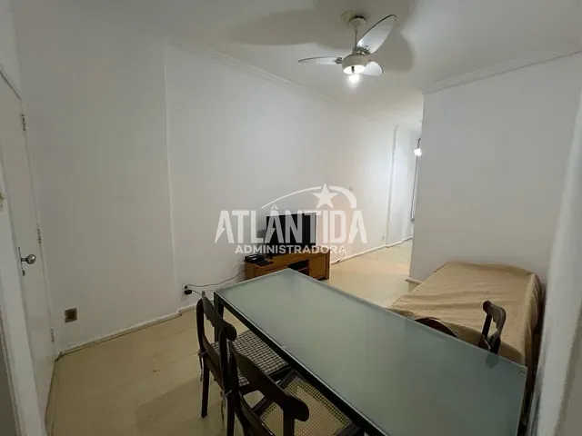 Apartamento com 65m² 2 quartos e 2 banheiros, à venda, no bairro Copacabana em Rio de Janeiro