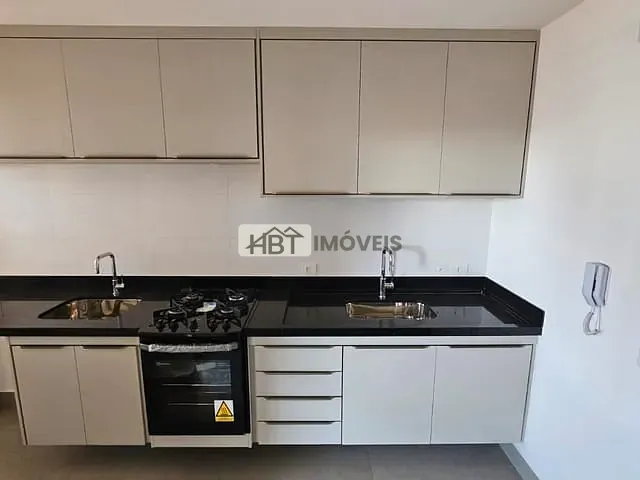 Apartamento 3 quartos e 4 banheiros, à venda ou para alugar, no bairro Vila Nova Cidade Universitária em Bauru