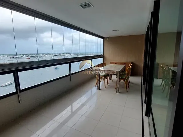 Apartamento 1 quarto e 1 banheiro, para alugar, no bairro Comércio em Salvador