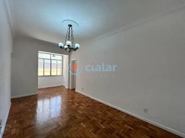 Apartamento com 72m² 2 quartos e 2 banheiros, à venda, no bairro Catete em Rio de Janeiro