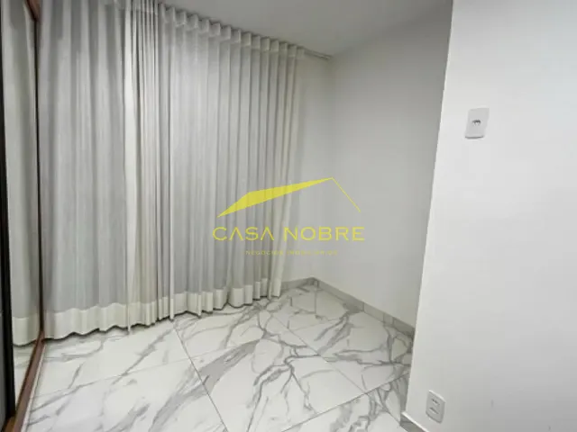 Apartamento 2 quartos e 2 banheiros, à venda, no bairro Praia do Canto em Vitória