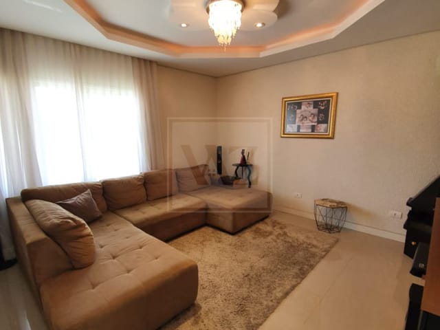 Casa com 400m² 3 quartos e 2 banheiros, à venda, no bairro Jardim Carvalho em Ponta Grossa