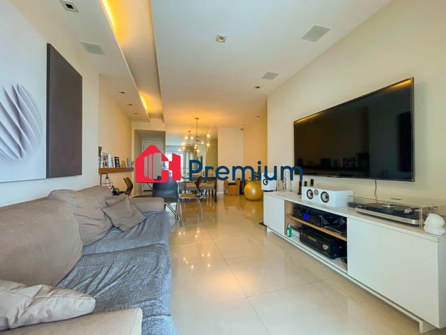 Apartamento 3 quartos e 2 banheiros, à venda, no bairro Jacarepaguá em Rio de Janeiro