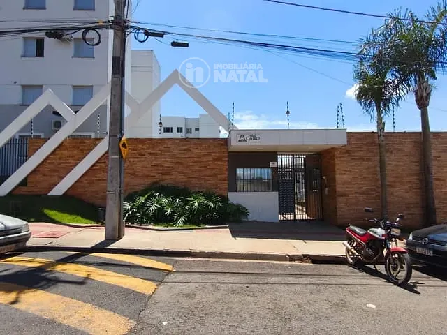 Apartamento 2 quartos e 1 banheiro, para alugar, no bairro Vila Romana em Londrina