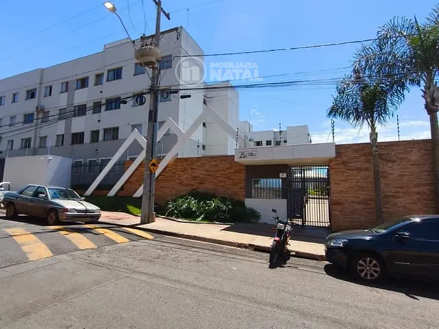 Apartamento 2 quartos e 1 banheiro, para alugar, no bairro Vila Romana em Londrina