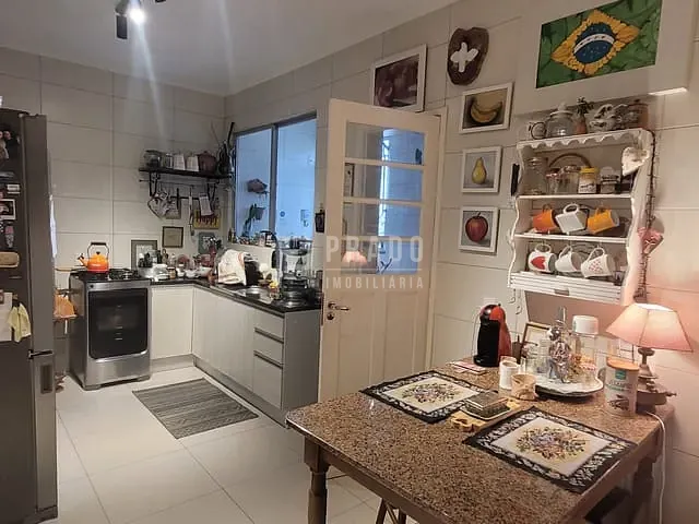 Apartamento 3 quartos e 2 banheiros, à venda, no bairro Centro em Pelotas