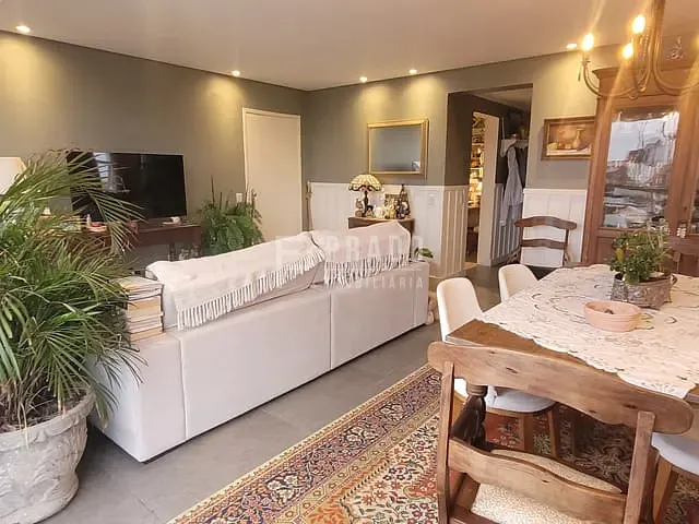 Apartamento 3 quartos e 2 banheiros, à venda, no bairro Centro em Pelotas