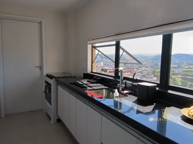 Apartamento 2 quartos e 1 banheiro, à venda, no bairro Monte Castelo em Volta Redonda