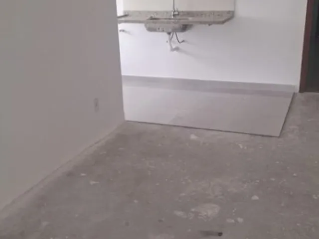 Apartamento 2 quartos e 2 banheiros, à venda, no bairro Vila Pires em Santo André